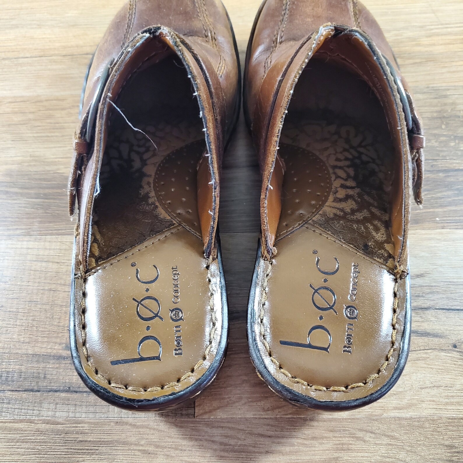 Beautiful Vintage Leather Slip on Mules Women's Size 6 by Etsy