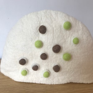 Large Wet Felted Tea Cosy - Green and Brown Bobbles – Felt Craft, Unique Gift for Tea Lover, Handmade Wool Felt, Table Art