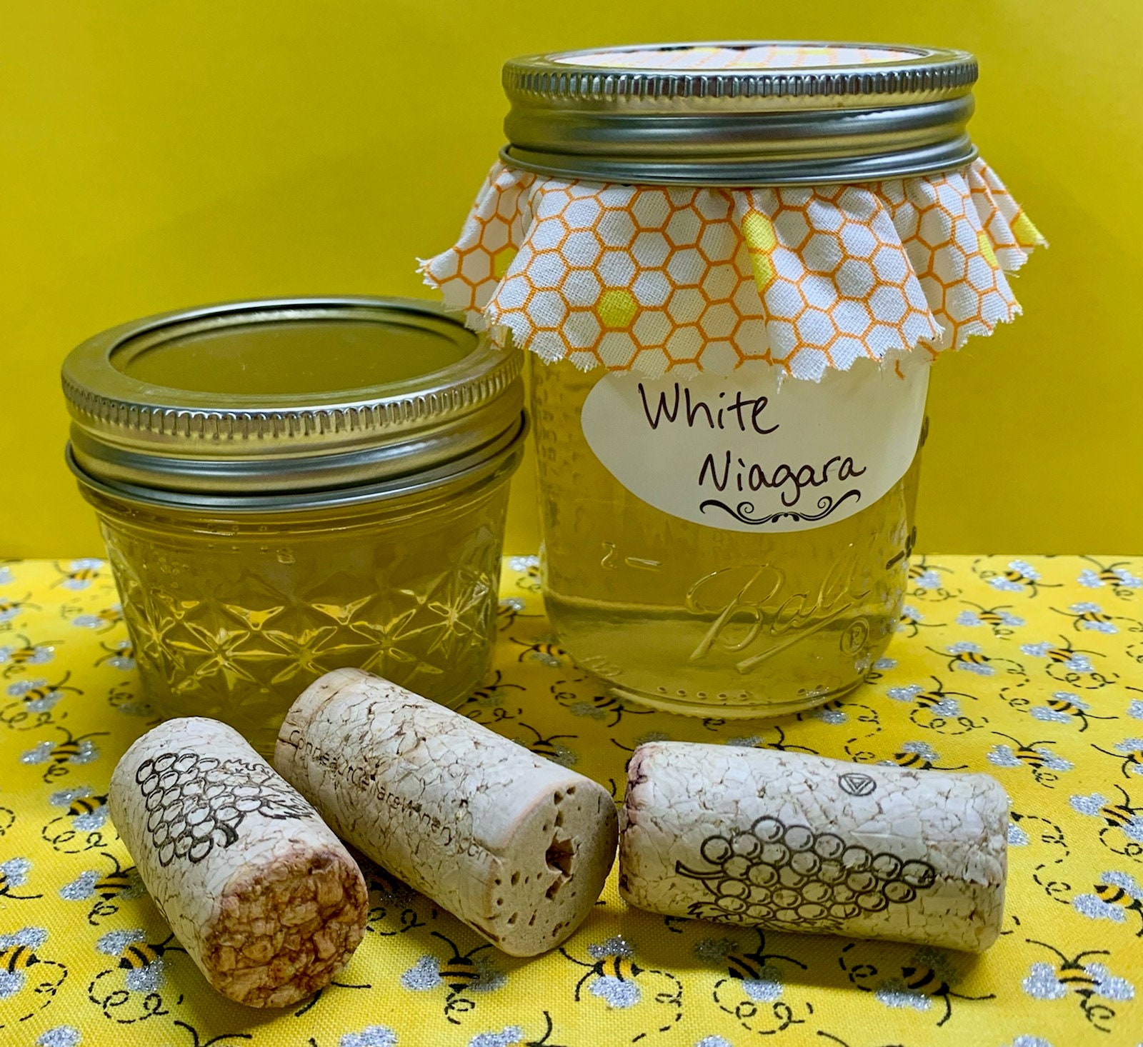 Wine Jelly 4oz 8oz Jars, Sangria Pink Moscato White Niagara White