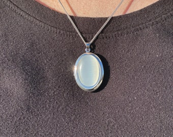 Oval Locket Necklace | Mother of Pearl | Keepsake Jewelry | Photo Included