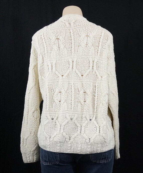 VINTAGE 1970's Granny's Handmade Ivory Cable Knit… - image 4