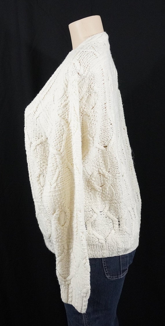 VINTAGE 1970's Granny's Handmade Ivory Cable Knit… - image 3