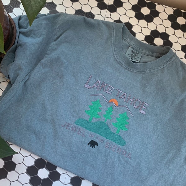 Lake Tahoe Embroidered Crewneck Tshirt, Comfort Colors, vintage  Style, Nevada, California, Custom, Blue, Sierra Nevada, Black Bear, Unisex