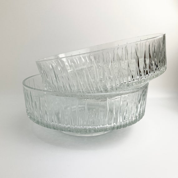 MCM Starburst Large Glass Bowls Set of 2 Ravenhead Sunburst Whitefire  Vintage Salad Fruit Bowl Trifle Dish Home Decor 