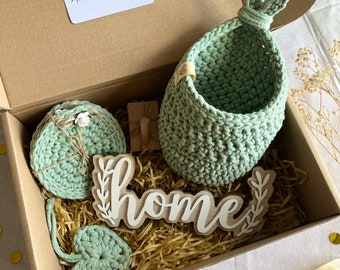 Birthday Gift box, Cosy Gift box for mom, Personalised gift UK, Gift for her, Birthday gift, Crochet basket, Hygge gift box