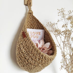 Jute baskets, Jute crochet hanging baskets, Hanging Basket UK, For bathroom, Housewarming Gift, hanging planter UK, Plant holders UK image 2