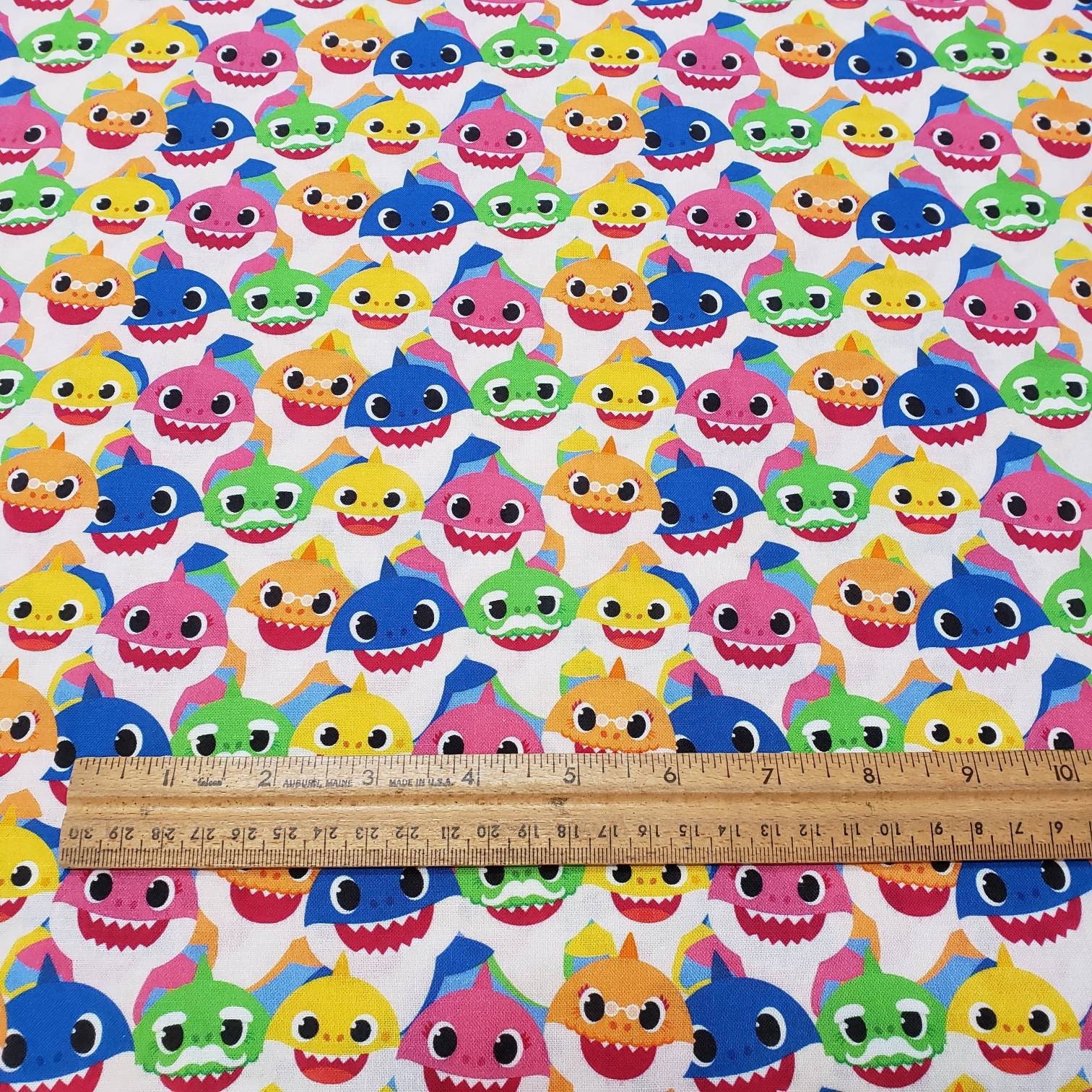 Baby Shark Fabric CP73760 Baby Shark Family Packed Springs Etsy UK