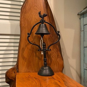 Vintage Cast Iron Self Standing Farmhouse Dinner Bell, FREE SHIPPING!!
