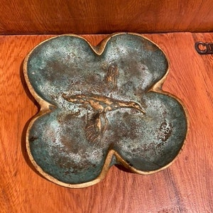 Vintage Solid Brass Verdigris Duck Clover Leaf Tray, Virginia Metalcrafters 3-16, FREE SHIPPING!!