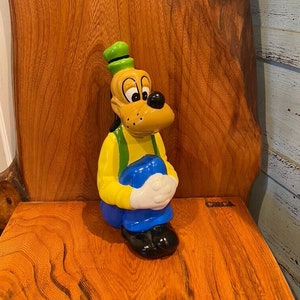 Vintage Large Ceramic Goofy, Disney Productions, FREE SHIPPING!!