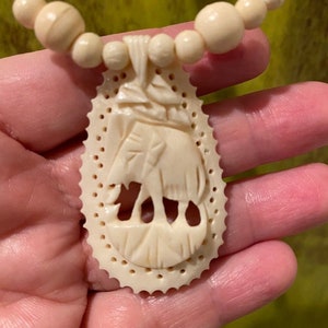 Vintage Carved Bovine Bone Elephant Pendant Necklace, FREE SHIPPING!!