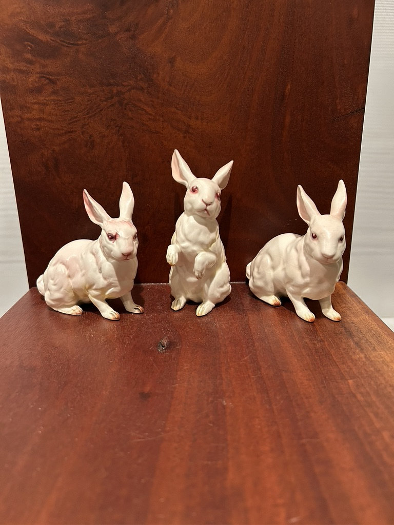 Vintage Lefton Japan White Albano Bunnies Rabbits Three Figurines