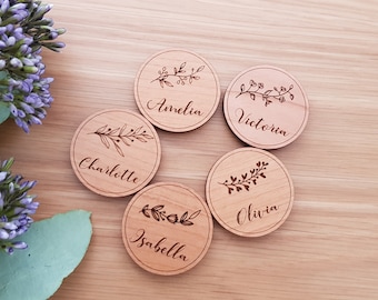 Personalized wooden magnets, name magnets, custom magnets, Fridge magnets, personalization name, branch magnet, Leaves magnet, Magnet gift