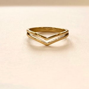 Ring Gold Dainty •  Stacking Tiny Thin V Chevron • 18k Rings Band Simple 18k • Plated Dainty Wave • minimalist simple minimalistic