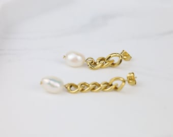 Pearl Dangle Drop Chain • Asymmetrical Earrings Gold • Hypoallergenic Gold 18k • Titanium Nickel Free Chunky Statement