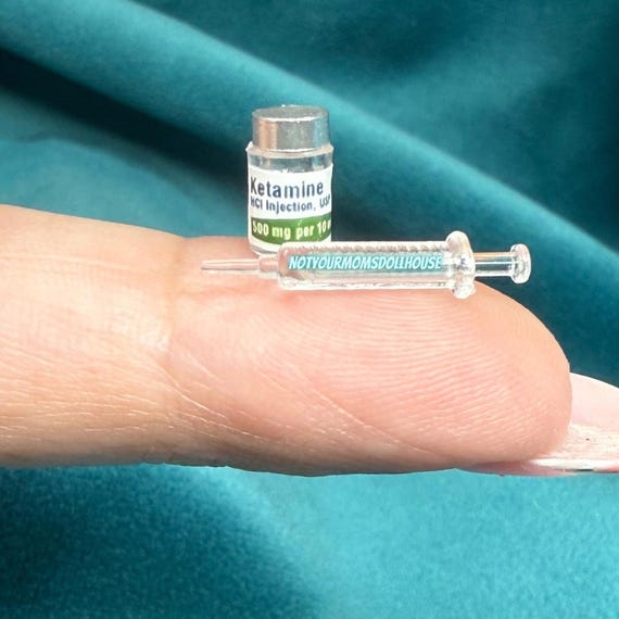 Dollhouse Miniature Ketamine Set