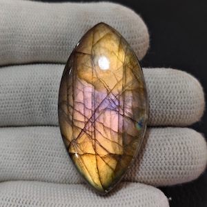 Natuurlijke labradoriet edelsteen: marquise geslepen steen (50 x 25,8 x 9 mm, 99 kt)