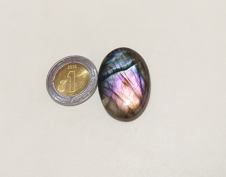 AAA+ Purple Flashy Spectrolite Natural Labradorite Cabochon 29X19X6 MM 29cts