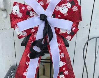 Snowman Christmas Bow: Red Holiday Lantern & Wreath Decoration, Holiday Decor