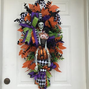 Halloween Skeleton Wreath for Front Door, Witchy Orange Purple Green Wreath, Spooky Gothic Decor, Skull Door Hanger, Handmade