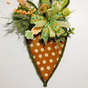 Rustic Carrot  Door Hanger, Polka Dot Carrot Wreath, Easter Decor, Easter Decor Outdoor, Carrot Wreath for front Door