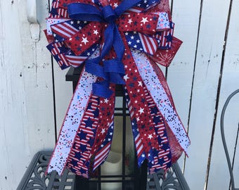 Patriotic Lantern Bow: Red White Blue USA Decor
