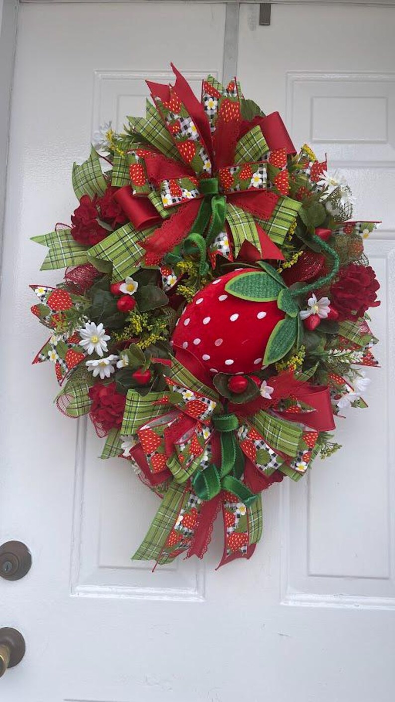 Handmade Strawberry Summer Wreath, Farmhouse Front Door Decor, Spring ...