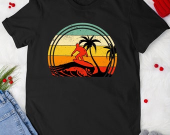 Retro Sunset Surfer Beach Surfing Summer Sports T-Shirt For Men Women