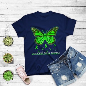 Mitocondrial Disease Awareness Camiseta de Mariposa Navy