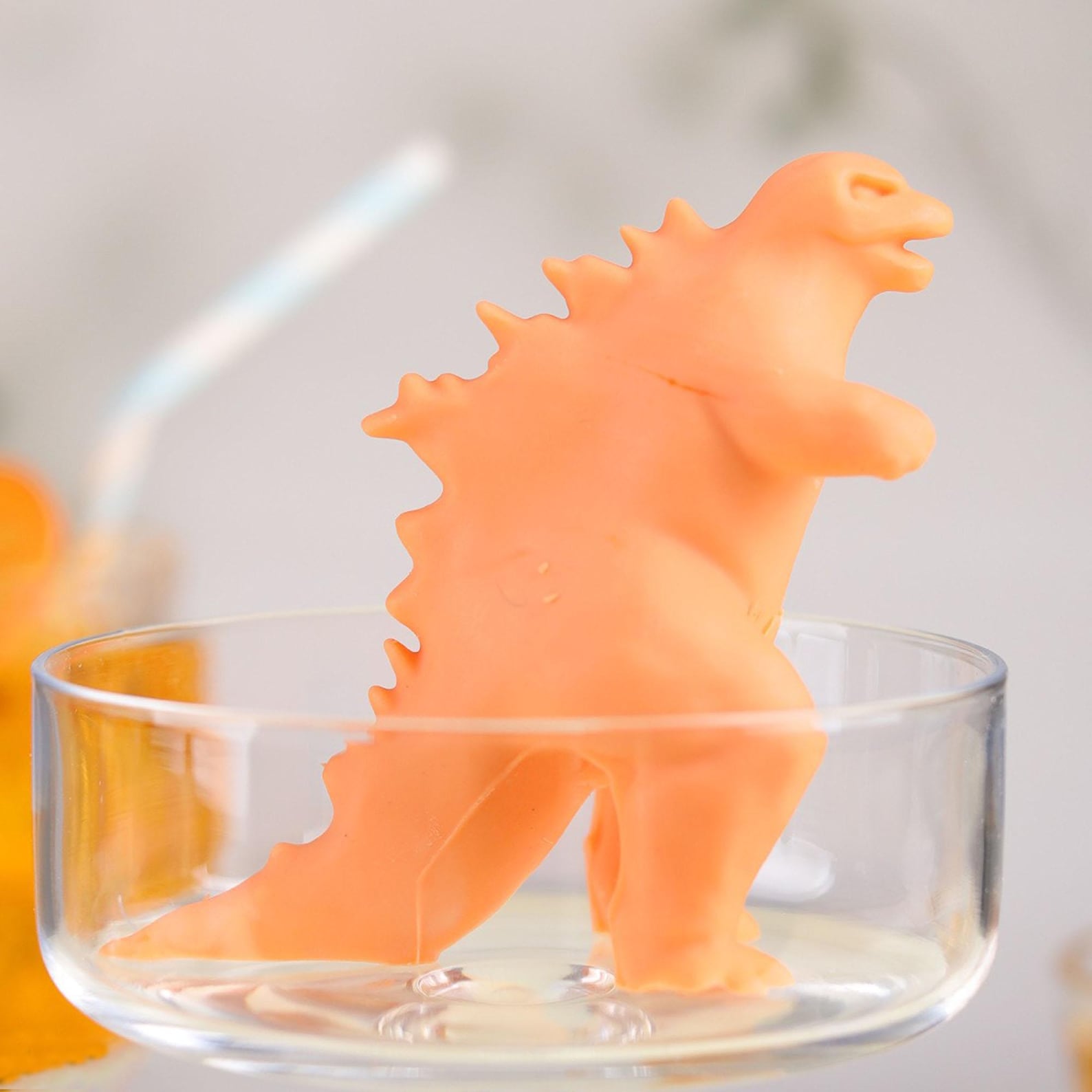 Godzilla Bar Whiskey Ice Compartment Silicone Mold DIY Godzilla Ice Box ...