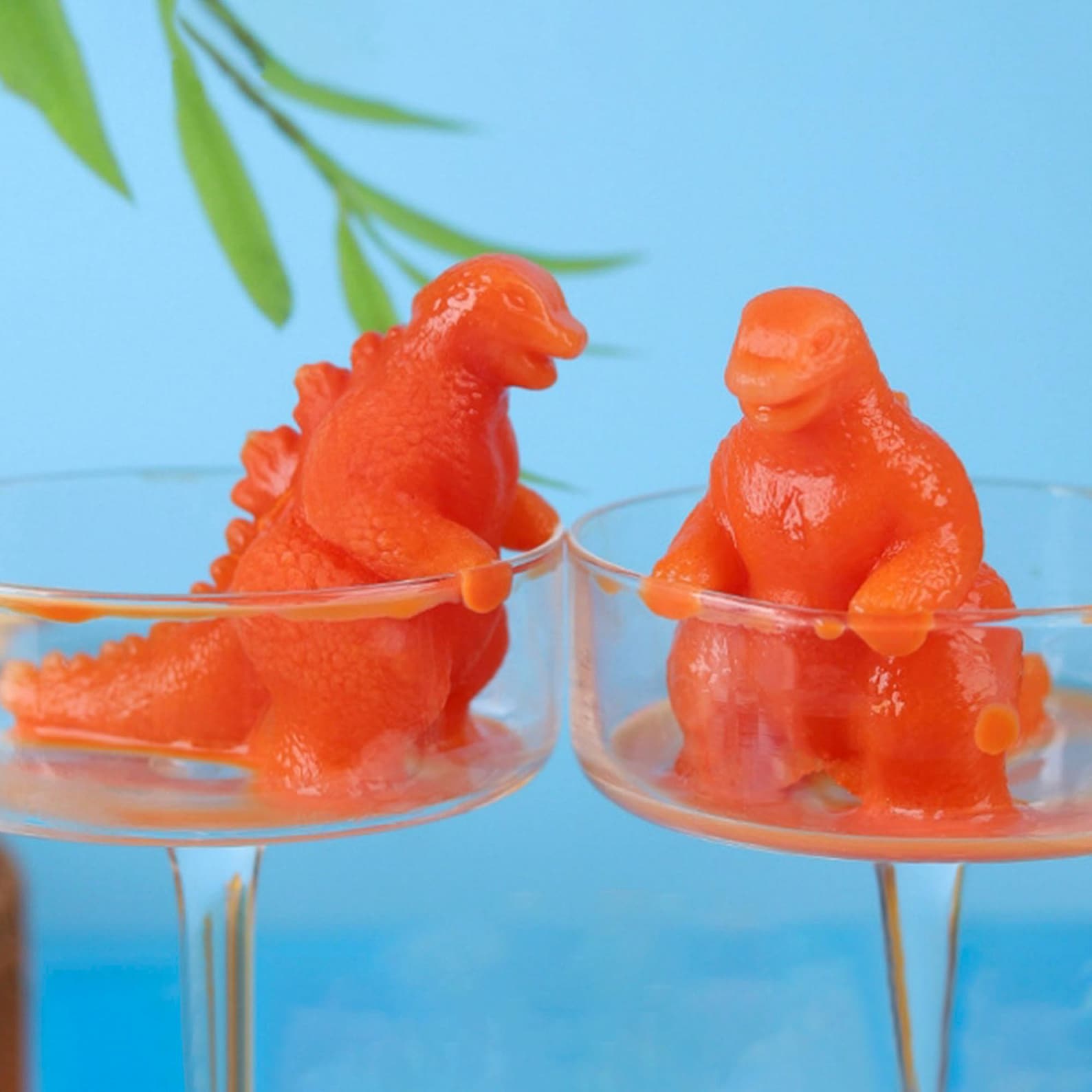 Godzilla Bar Whiskey Ice Compartment Silicone Mold DIY Godzilla Ice Box ...