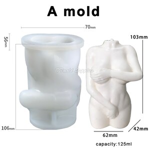 Op de afbeelding: Een witte siliconen mal voor het maken van een kaars in de vorm van een vrouwelijk torso. De mal is 27 cm hoog, 18 cm breed en 11 cm diep. De mal heeft een capaciteit van 125 ml.
