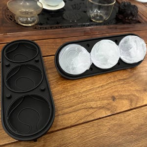 Large Ice Ball Maker Silicone Mold, 3-Cavity Round Sphere Ice Cube Tray Mold
