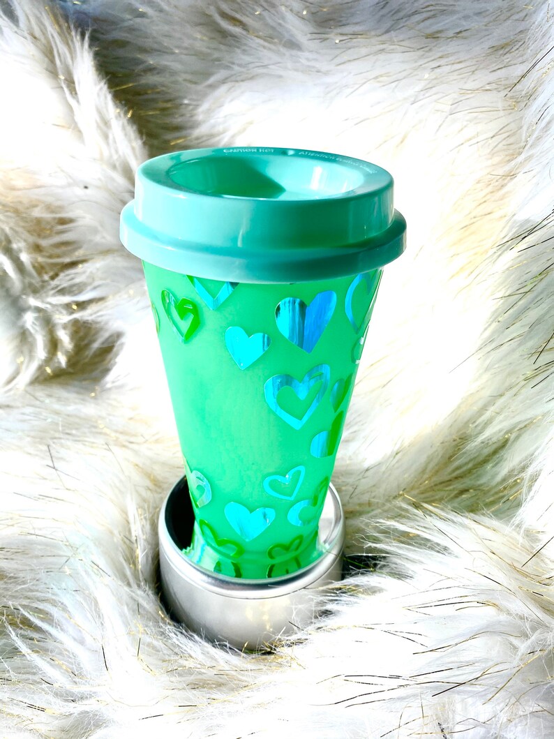 Hot Changing to-go cup