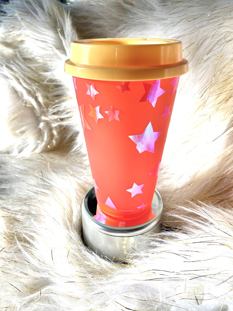 Hot Changing to-go cup