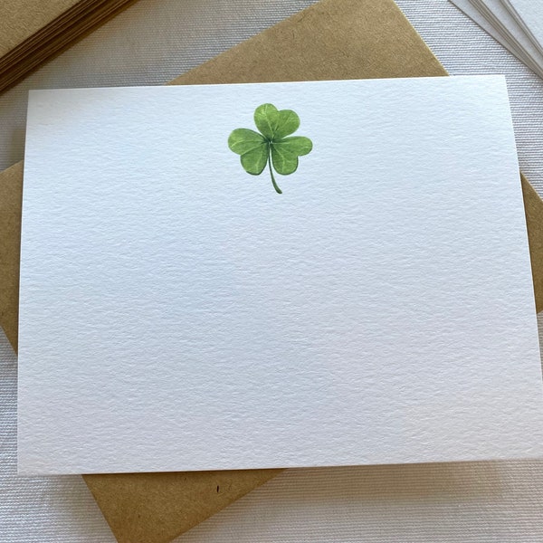 12 Flat Shamrock Notecards, Set of 12 Flat Note Cards and Envelopes, Watercolor St. Patrick’s Day Blank Note Cards and Kraft Brown Envelopes