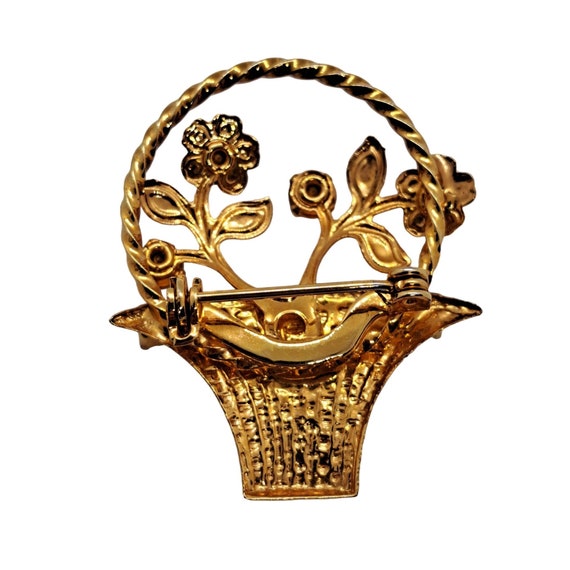 Gold tone vintage basket pin with uranium glass - image 3