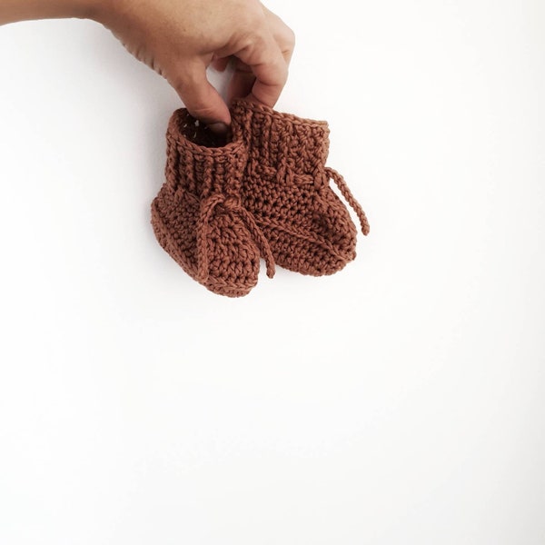 Easy Crochet Pattern for baby booties Beginner Friendly Baby Bootie Pattern | PDF digital download | Newborn baby booties Crochet Pattern