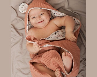 Organic Cotton Waffle Hooded Baby Towel: Soft Newborn Gift