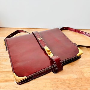 sac à bandoulière en cuir vintage des années 1960 - Brun foncé, style du milieu du siècle | Petit étui en cuir | Sac à main bandoulière classique MCM