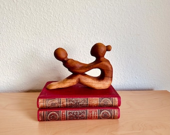 Hand-Carved Vintage Teak Wood Figurine - Mother & Baby | Unique Vintage Art | Stylish Gift for Newborns | Teak Sculpture | Gift for new mom