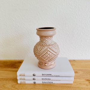 Stunning Retro Vase with Relief Pattern by Carstens Tönnieshof, W. Germany | Beige Minimalist Vintage WGP Vase | West German Ceramic Decor