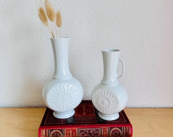 White vintage KPM Vases in a set of 2 Handcrafted Mid-century Flower Vases Classic elegant Retro Country-style Vases Minimalist Decor
