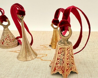 Vintage Brass Bells Mid Century Christmas Decor Boho Gold Chiselled Bell Set from 1950s–1970s with Velvet Ribbon Retro Xmas Bells 4 pcs set