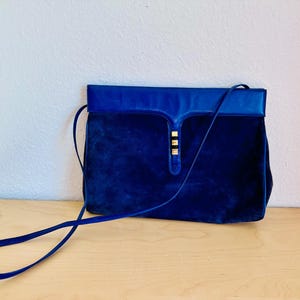 Blue Vintage Pollini Bag with Removable Shoulder Strap – Versatile Elegance from Italy | Stylish Suede Clutch | Blue Leather Bag