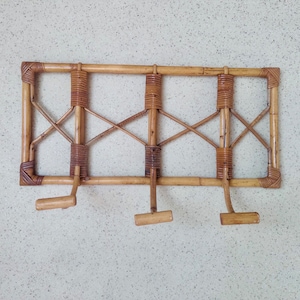 Vintage Bamboo Coat Rack | 1960s – Perfect for Boho and Natural Interiors | Rattan Coat Hooks | Retro Hook Rack | Bamboo Vintage Hooks