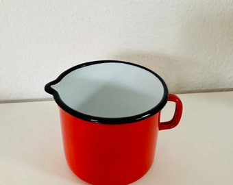 Enamel jug / milk jug red