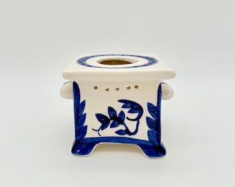 intage Blue White Ceramic Tea Warmer Cottage Shabby Chic Teapot Warmer