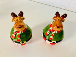 Conjunto Saleiro E Pimenteiro De Natal - Rena Nostálgica Decorativa