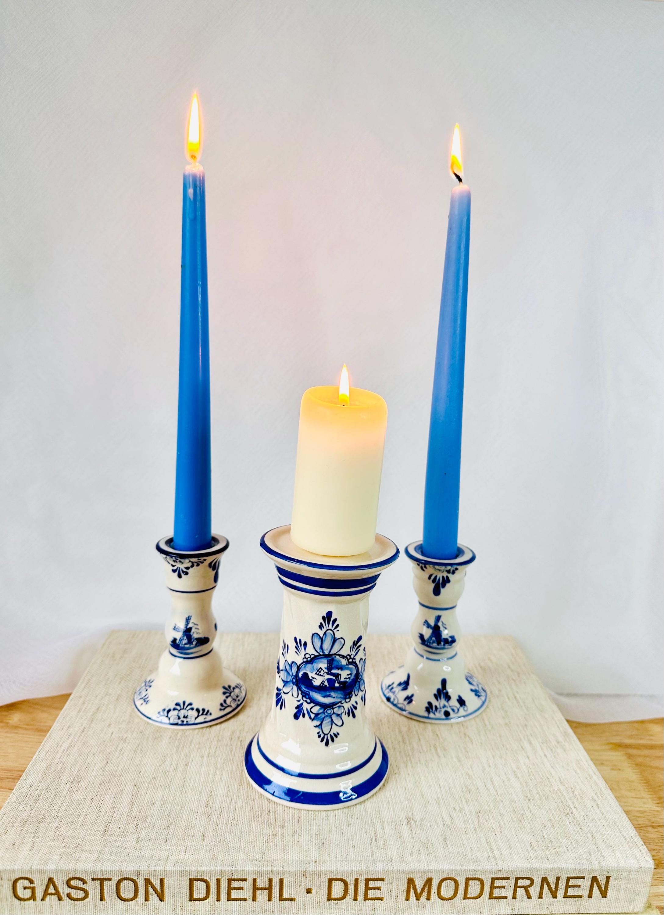 クラシックなブルーとホワイトのヴィンテージキャンドルホルダー（3個